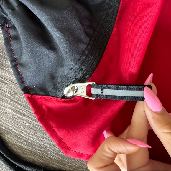 Nike Cherry Red Drawstring Bag - Picture 5 of 9